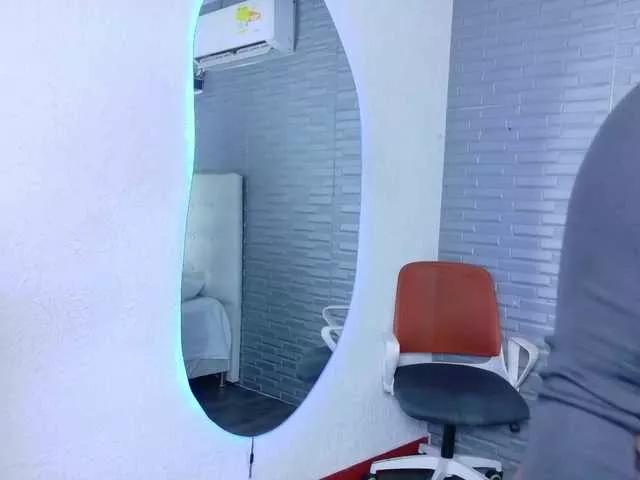 nymplo-bff on BongaCams 
