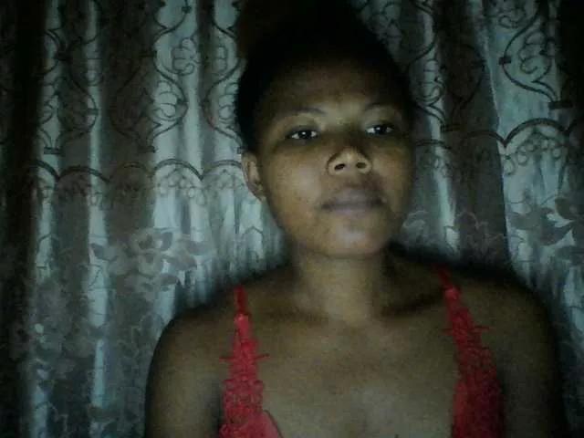 oliviette on BongaCams 