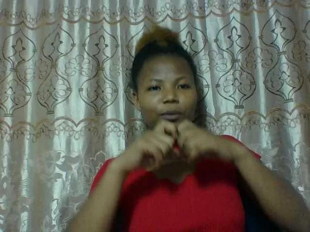 oliviette on BongaCams 