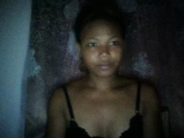 oliviette on BongaCams 