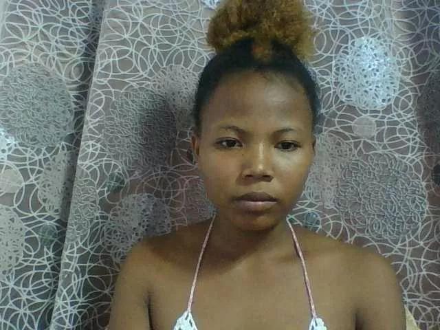 oliviette on BongaCams 