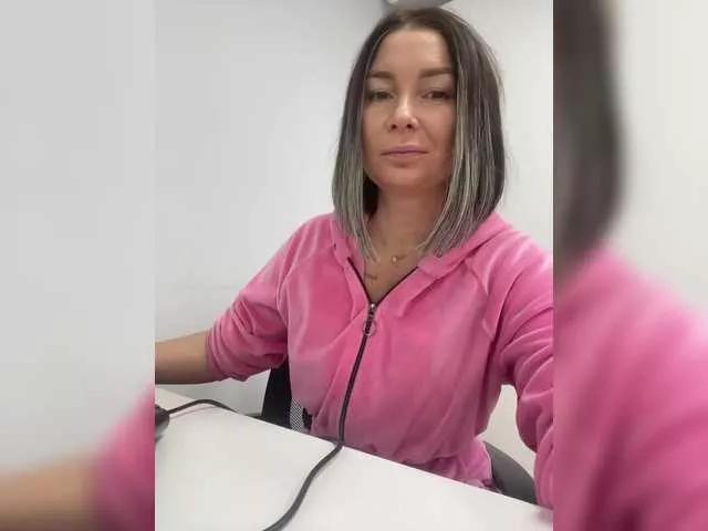 Olli2431 on BongaCams 