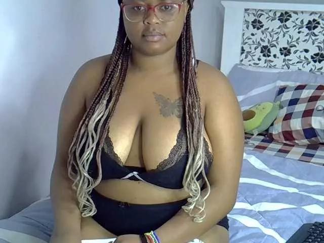 Onlyyhazelbrown on BongaCams 