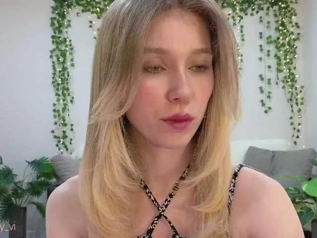 peachwinne on BongaCams 