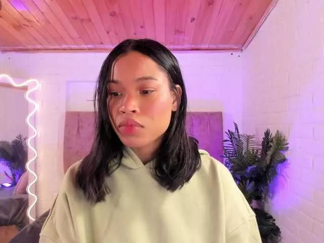 penelope-tay on BongaCams 