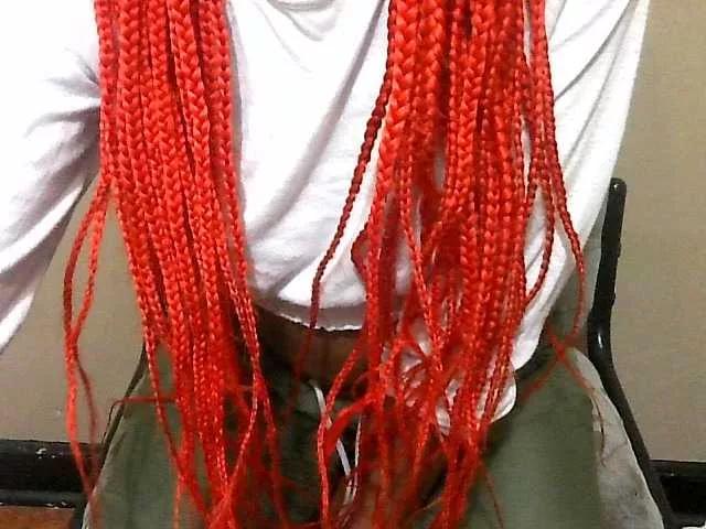 Offline petiteebony on BongaCams