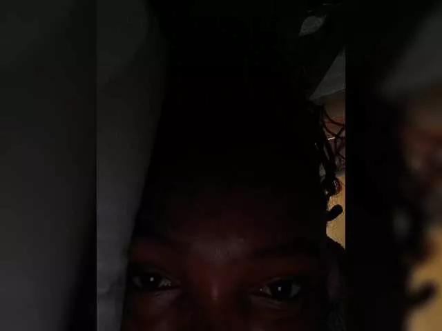 Offline Petitegoddess on BongaCams