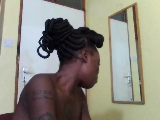 Princessmiles on BongaCams 