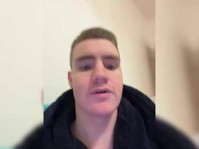 purplewife on BongaCams 