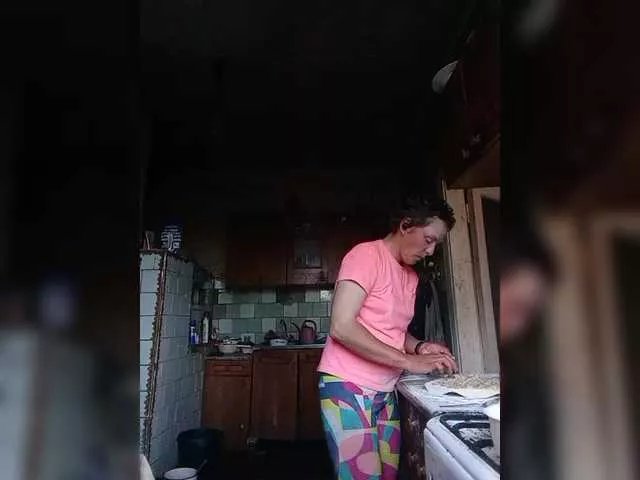 Freechat REPTILIAY on BongaCams