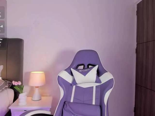 Offline RosseeDaw on BongaCams