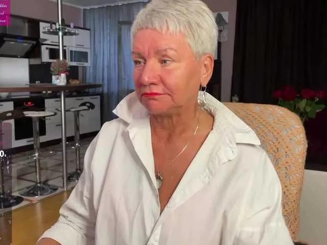 roxana-brooks on BongaCams 