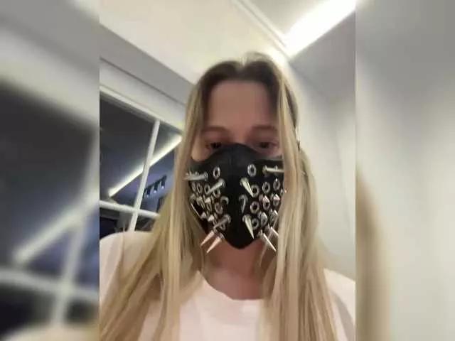Roxana5 on BongaCams 