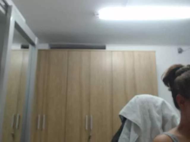 RoxanaMilf on BongaCams 