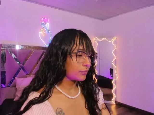 Sakuraa-tay on BongaCams 