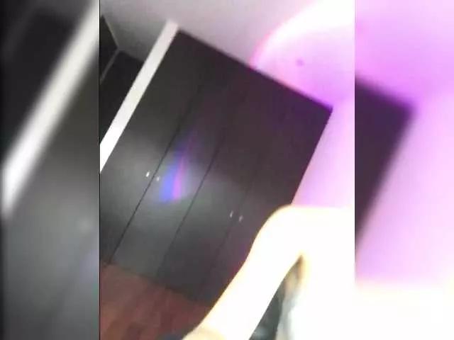 Offline salome-brown on BongaCams