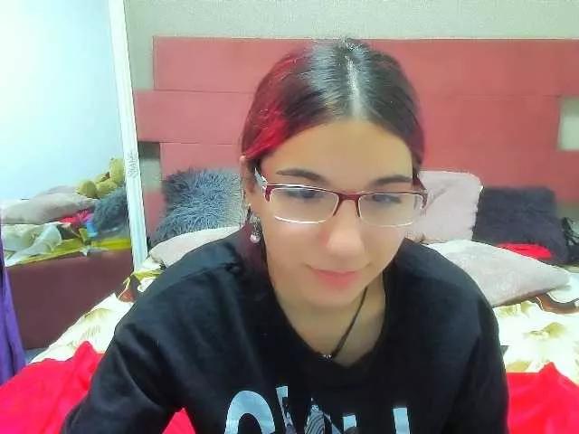 Sarahlluna on BongaCams 