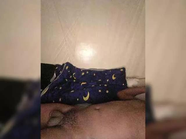 Sassyj3 on BongaCams 