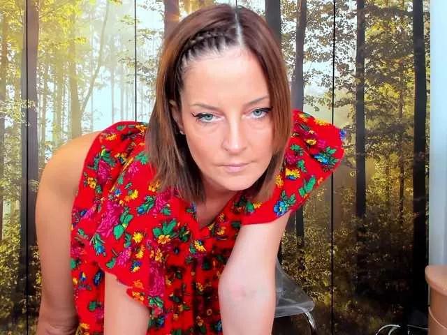 SatyneQueen on BongaCams 