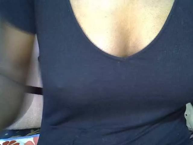 Sexxy-leila on BongaCams 