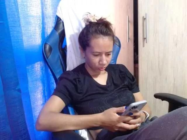 sexya-1 on BongaCams 