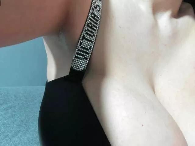 sexymeriem on BongaCams 