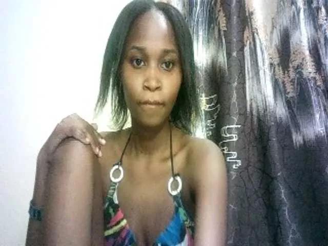 Sierraxoxox on BongaCams 