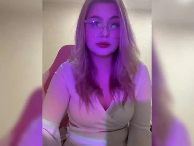 Silviyaa on BongaCams 