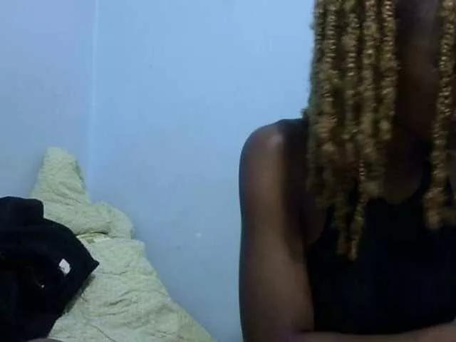 Slim-slender on BongaCams