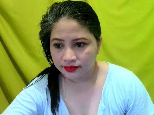 soffia-mae on BongaCams 