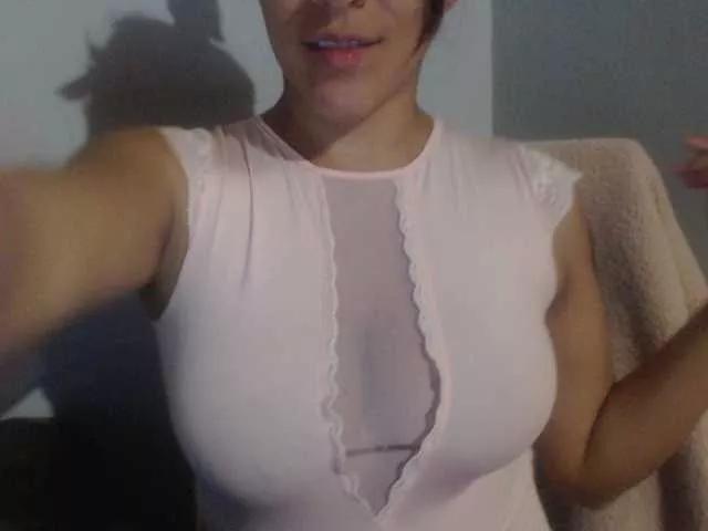 Sofiabrunni on BongaCams 
