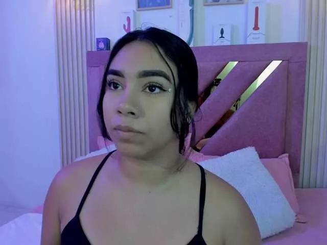 sofibooty on BongaCams 