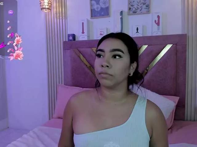 sofibooty on BongaCams 