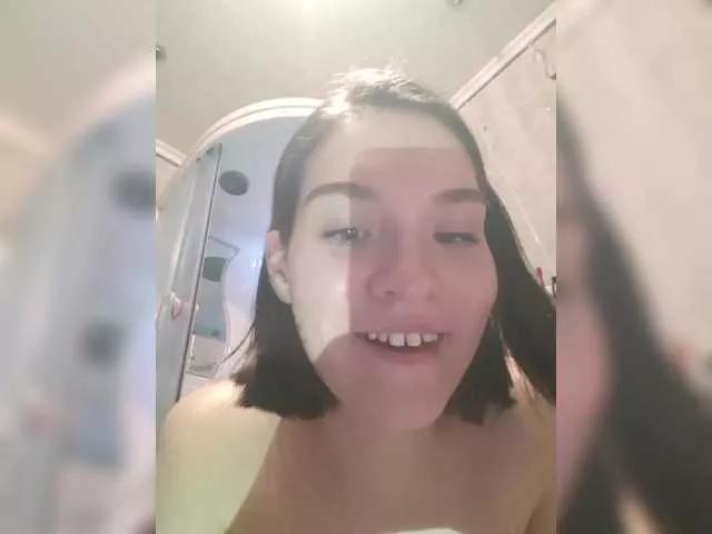 SquirtALINA22 on BongaCams 