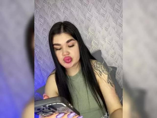 suchka-black- on BongaCams 