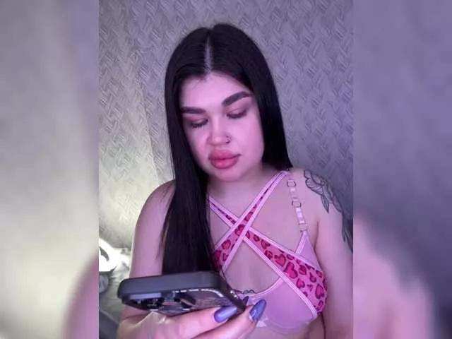 suchka-black- on BongaCams 