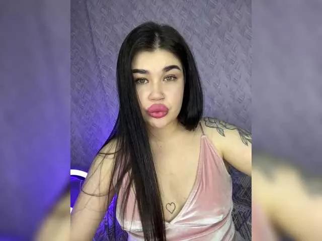 suchka-black- on BongaCams 
