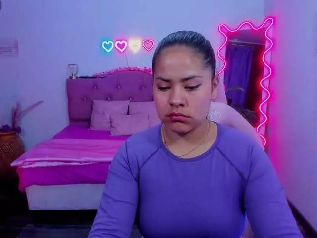 Talia-tay on BongaCams 