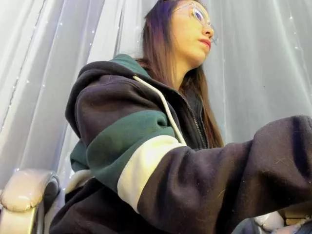 Tatanieves777 on BongaCams