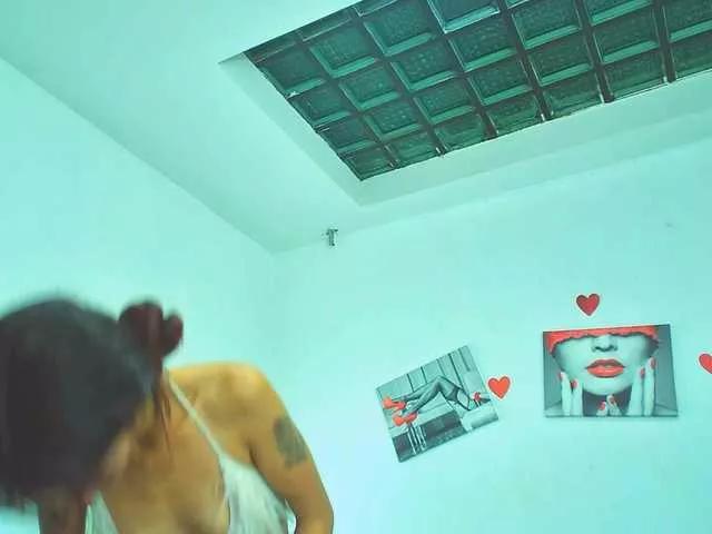 Tatis-Blux on BongaCams 