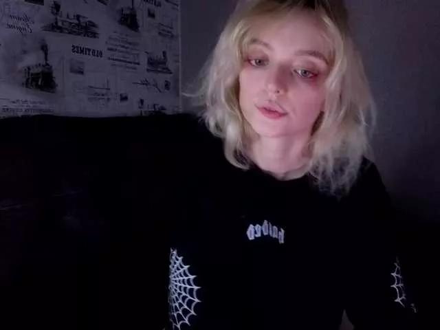 TwilightSparkle on BongaCams 