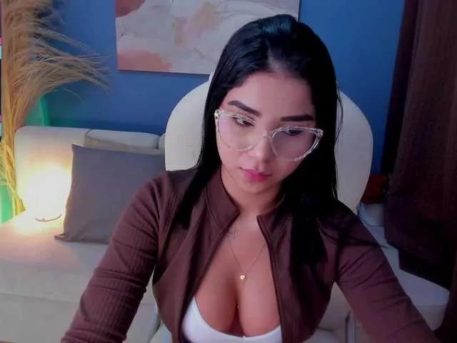VictoriaLeia on BongaCams 