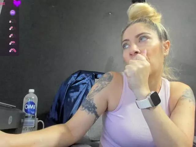 viktoria-davis on BongaCams 