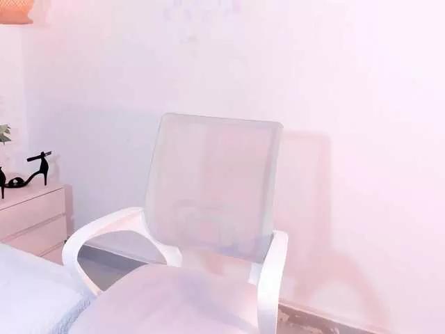 violethilton on BongaCams 