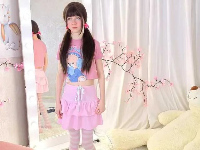 ViollaDream from BongaCams