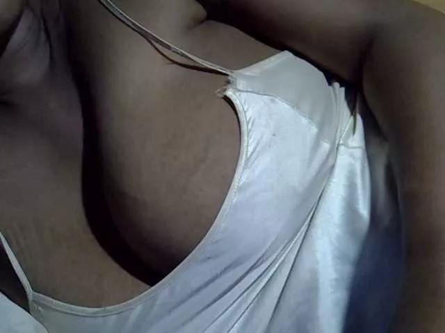 WeendyCelinah88 on BongaCams 