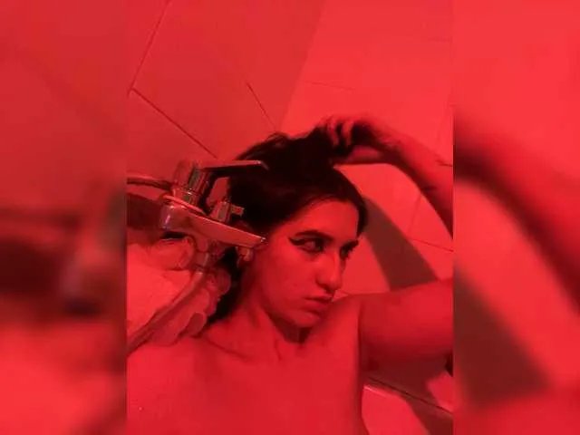 Masturbate to 19 years old wetLips from BongaCams wetLips from BongaCams