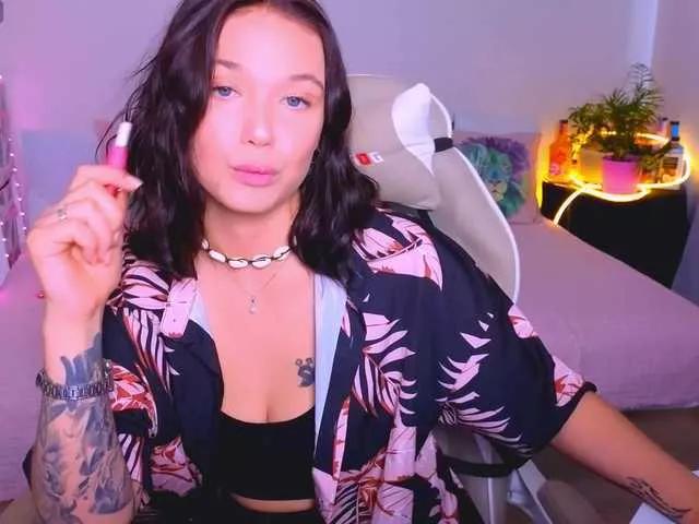 WhiteSoul on BongaCams 