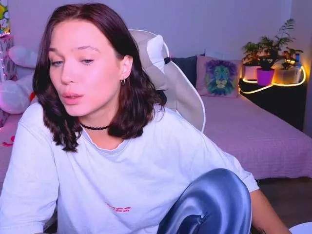 Offline WhiteSoul on BongaCams