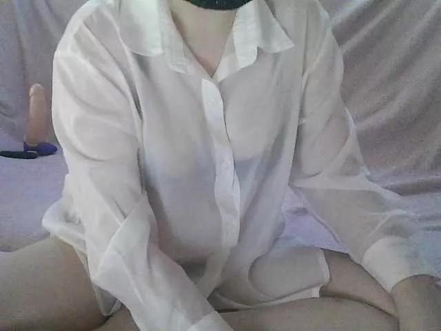 WichieLoulan on BongaCams 